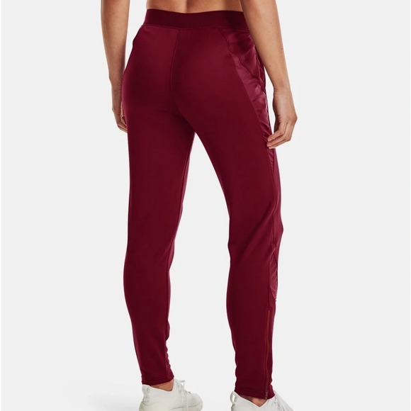 NWT Under Armour Womens Medium UA Command Warm Up Pants Cardinal Red Activewear - Picture 2 of 7